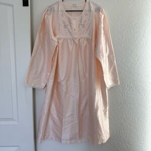 Vintage Barbizon Nightgown Mumu Granny Core Coquette Satin Pink Lace Embroidery